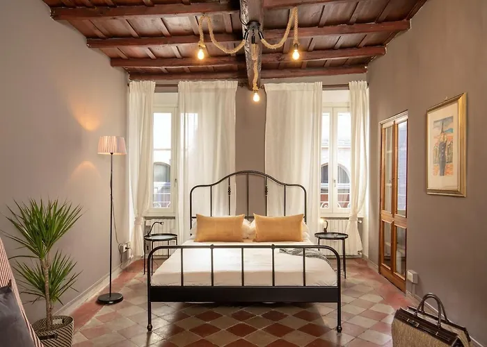 Dimora Florea - In The Heart Of Campo De' Fiori Apartment *